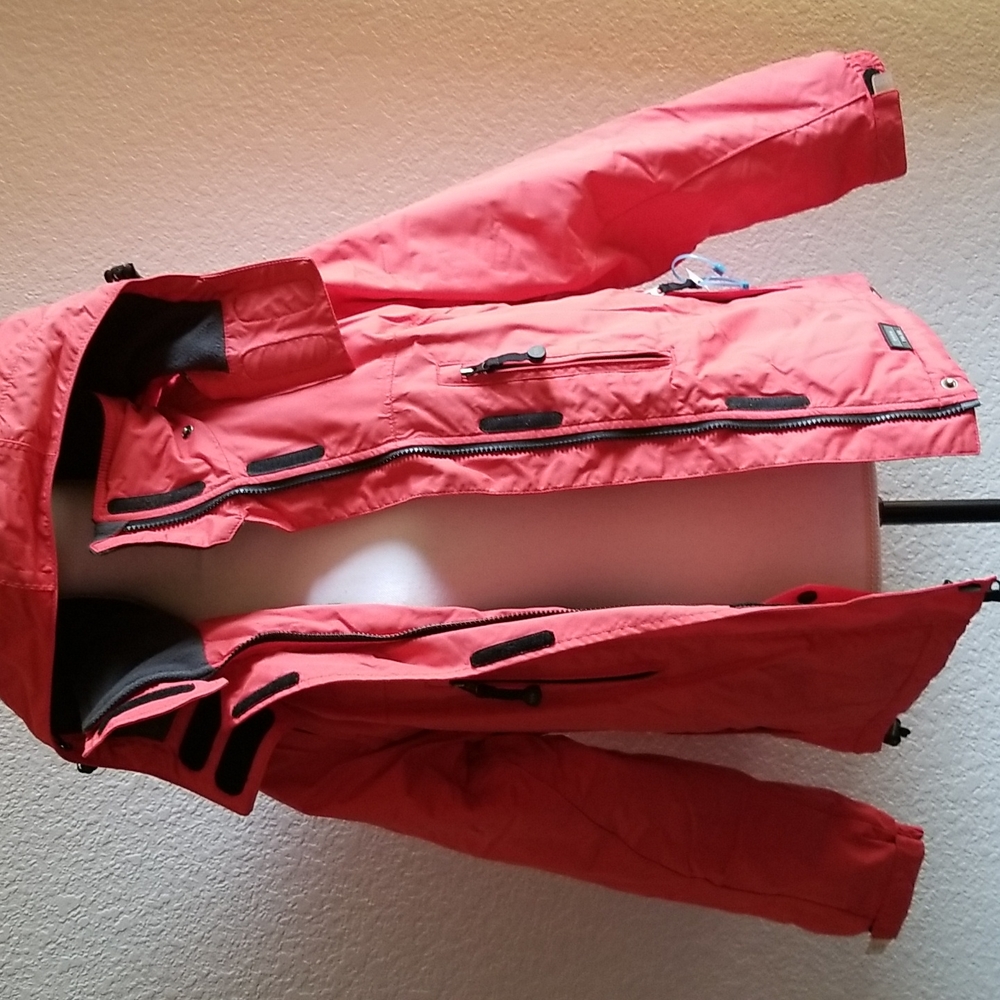 Pulse Red Jacket - Picture 8 of 11